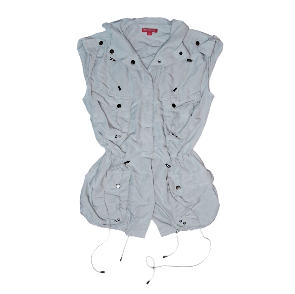 New York & company tan cream adjustable  cinch short sleeve multi pocket jacket